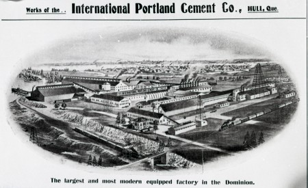 «Illustration ancienne de l'International Portland Cement Co., une des cimenteries qui a exploité le site de la carrière du Lac-Leamy au cours des années.»